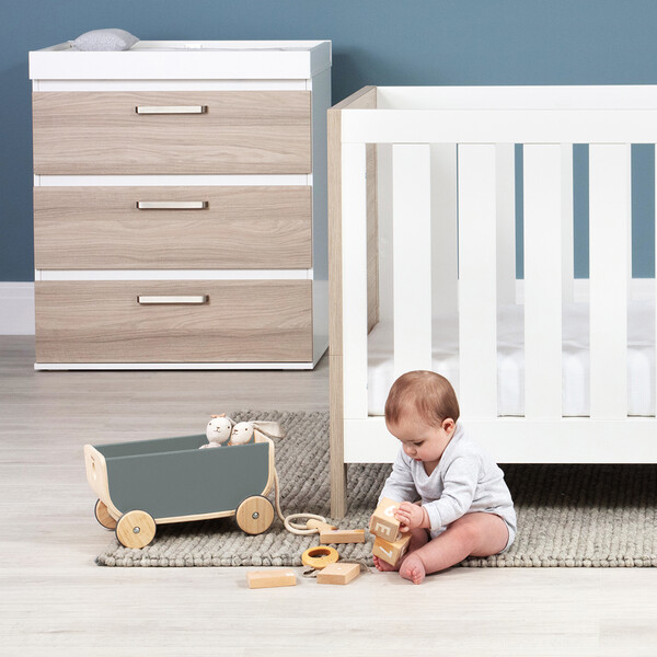 Nursery Furniture Set Cot Bed Dresser, Baby Furniture Nursery Dressers