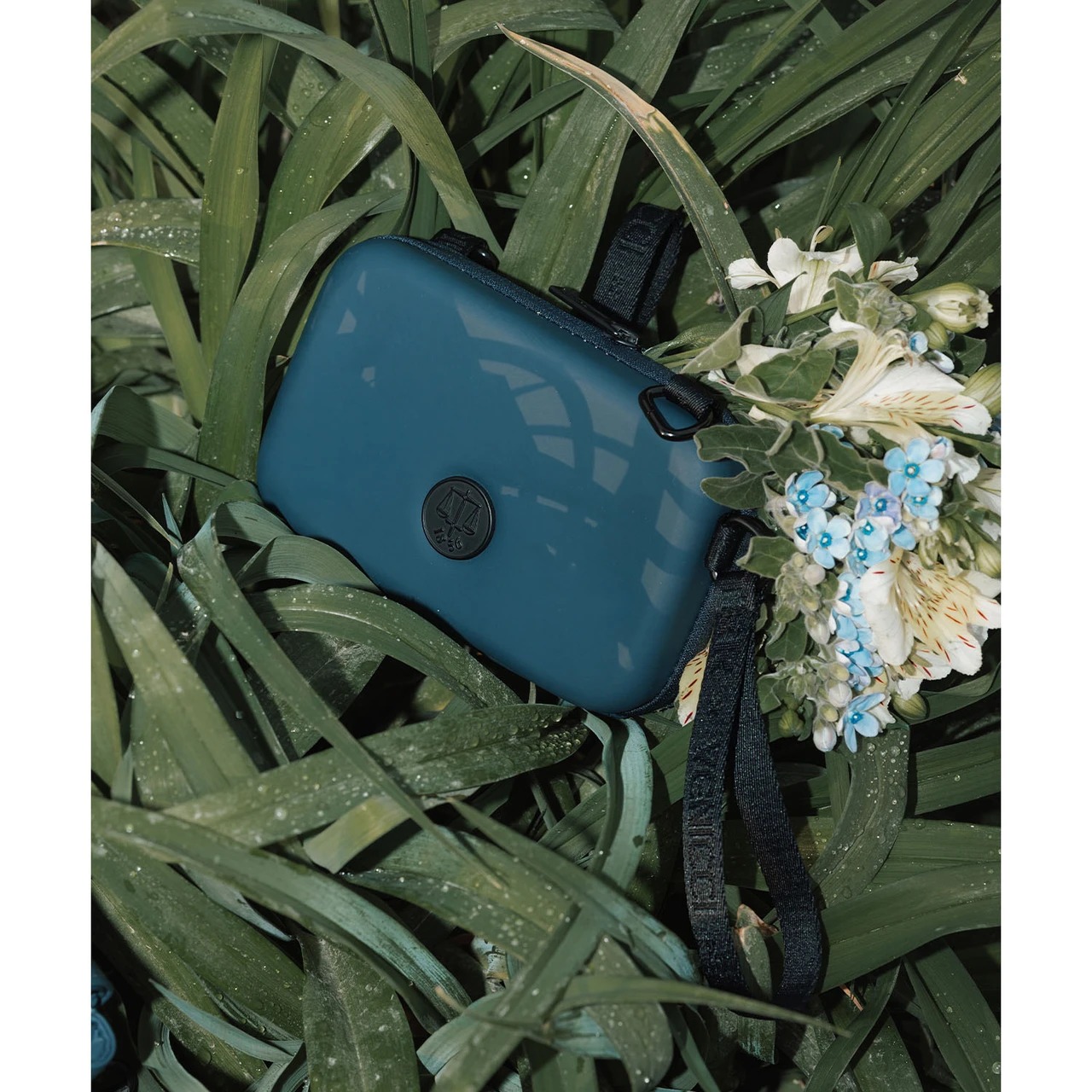 Venicci Upline 3 x Hunter 2 in 1 Essential Bundle – Navy venicci upline 3 hunter navy 2 in 1 essential (9)