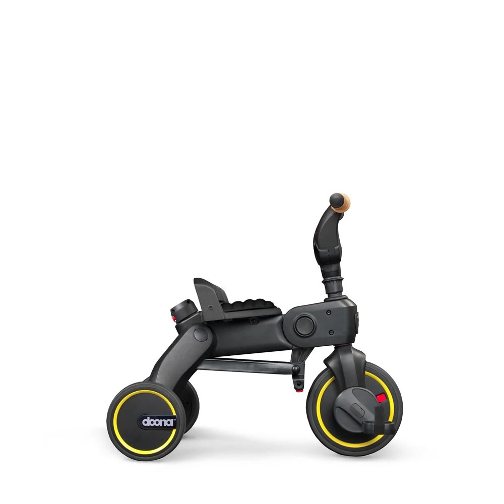 Doona Liki Trike S5 – Nitro Black - Grade A Open Box Return doona liki s5 nitro black (5)